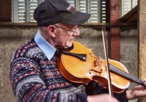 Shetland fiddler. Photo Pixabay.