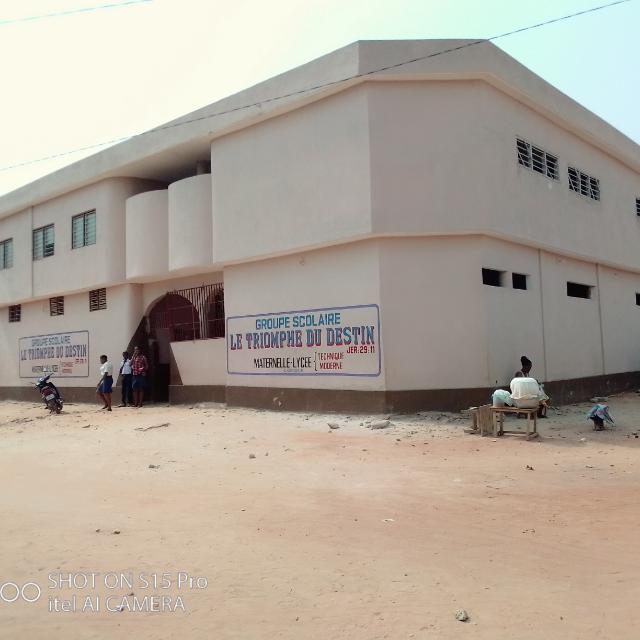 Groupe Scolaire Le Triomphe Du Destin